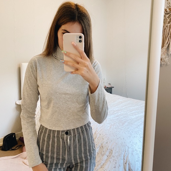 Garage Turtleneck Long Sleeve - Picture 2 of 3